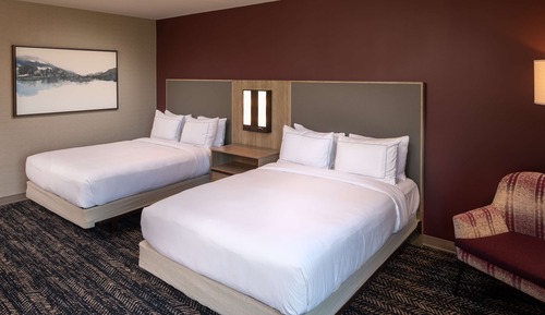 Room, 2 Queen Beds, Accessible, Bathtub (Mobility & Hearing)