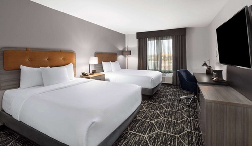 Suite, 2 Queen Beds, Non Smoking