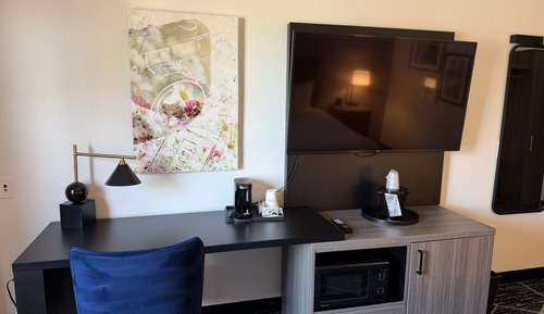 Room, 2 Queen Beds, Hearing Accessible, Non Smoking