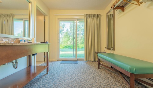 Superior Room, 2 Queen Beds, Patio