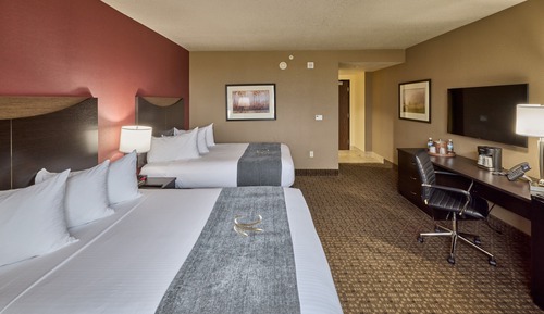 Deluxe Room, 2 Queen Beds, Non Smoking