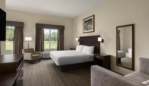 King Room with Golf Course View
