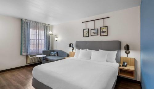 King Room with Tub - Disability Access/Non Smoking
