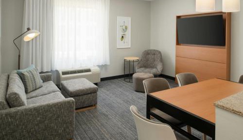 Two-Bedroom Suite