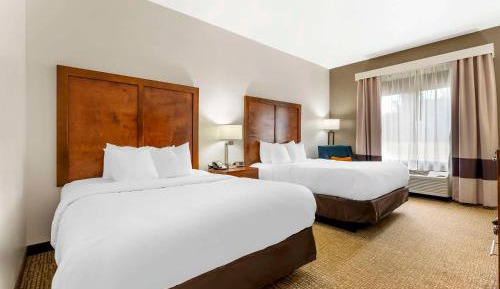 Queen Room with Two Queen Beds - Non-Smoking