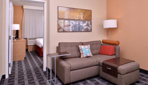 1 Bedroom Suite, 1 King, Sofa bed