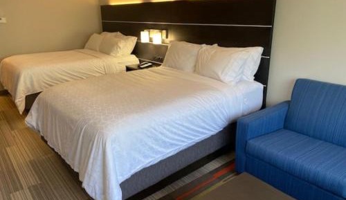 Suite with Two Queen Beds - Communications Access