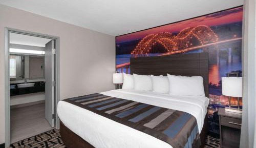 Deluxe King Room - Mobility Access/Non-Smoking