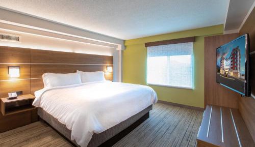 Two-Bedroom King Suite - Non-Smoking