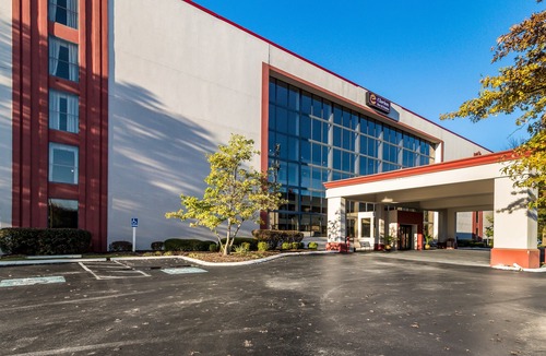 Jackson Hotel | Clarion Hotel Convention Center Jackson Northwest