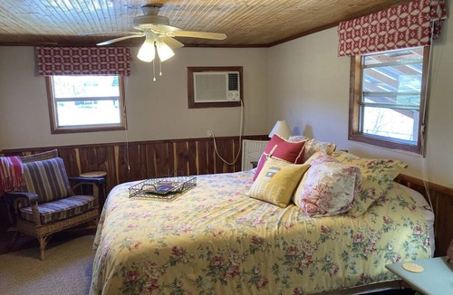 Mountain View Cottage | Mountain Top Bungalow