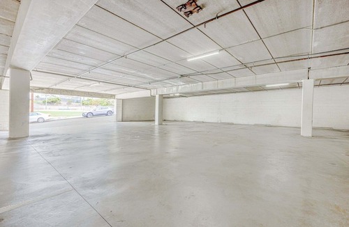 San Clemente Apartment | Suite - King Bed|Non - Smoking
