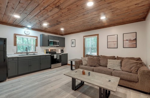 Cabot House | Pet-Friendly Cabot Escape in Arkansas Countryside!