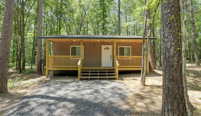 Pet-Friendly Cabot Escape in Arkansas Countryside!